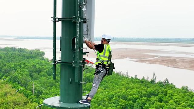  河南移动AI战略布局，驱动产业数智升级与市场统一进程。 企业服务