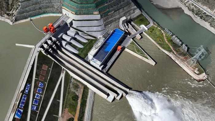  从补短到锻长；“十五五”109项工程彰显转型逻辑。 新闻