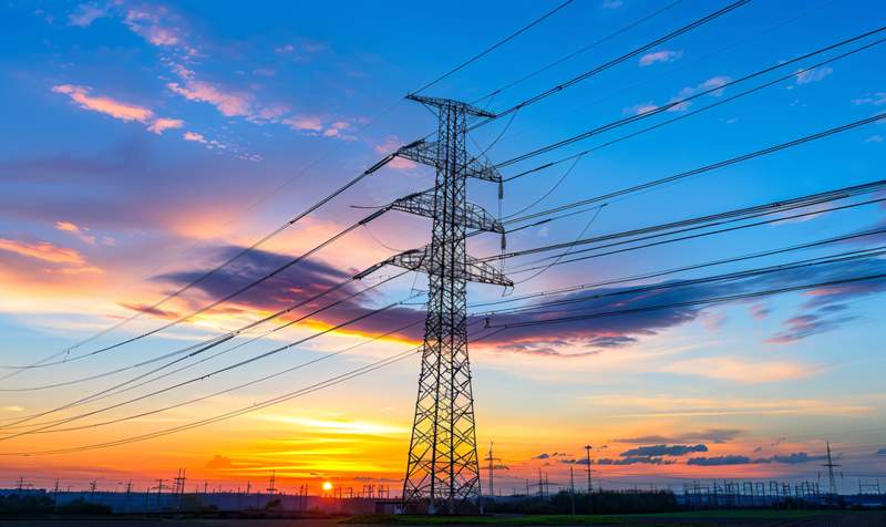  能源版图的剧变：从环塔里木环网到新型储能的深度洞察 新闻