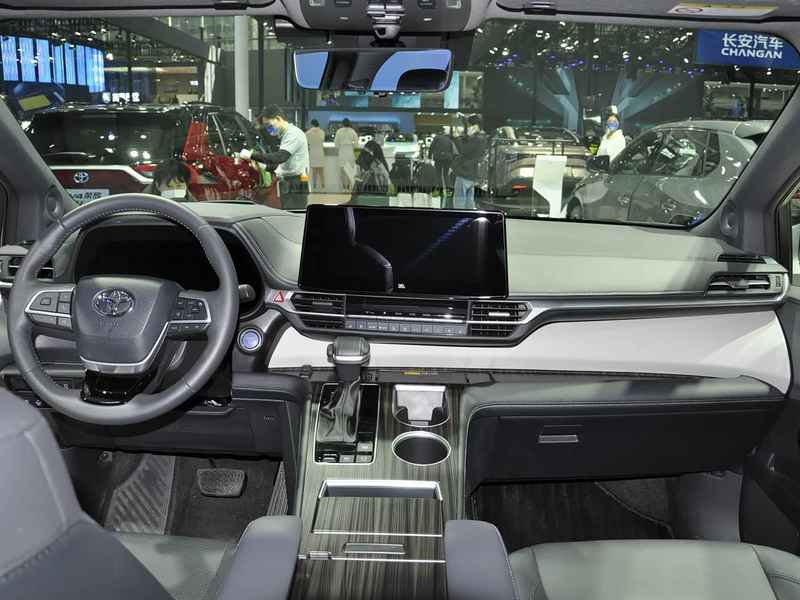  【技术深挖】丰田格瑞维亚混动架构全解析：这套2.5L双擎系统凭什么称霸中大型MPV市场 汽车科技