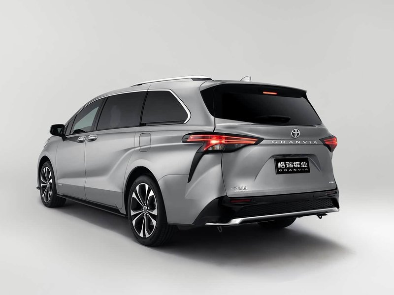  【技术深挖】丰田格瑞维亚混动架构全解析：这套2.5L双擎系统凭什么称霸中大型MPV市场 汽车科技