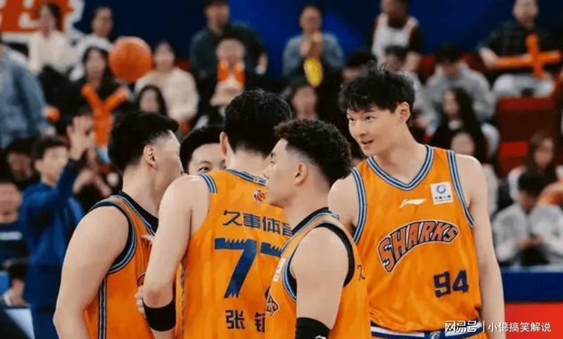  CBA积分榜剧变深层逻辑：战术体系迭代与球员轮换的博弈 体育新闻