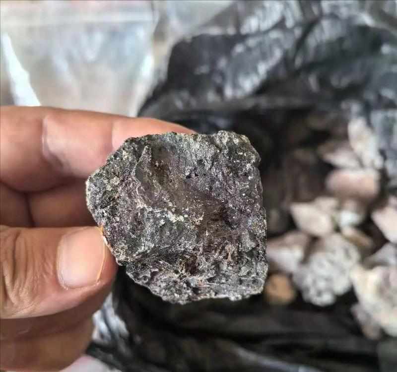  【技术深析】从F-15被击落看稀土博弈：五角大楼的致命弱点与供应链困局 新闻 【技术深析】从F-15被击落看稀土博弈：五角大楼的致命弱点与供应链困局 新闻