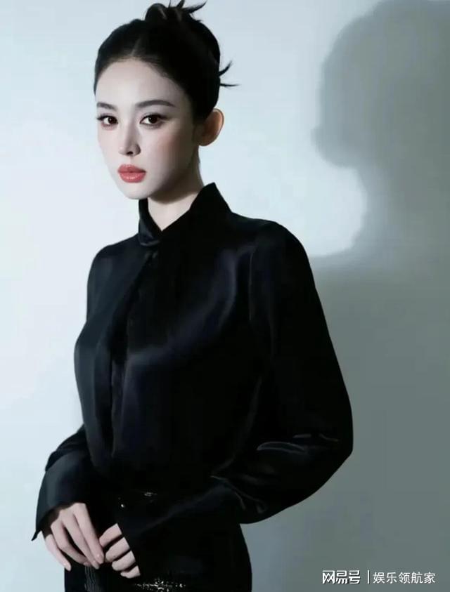  她终于不再活在他人的眼光里：古力娜扎的破茧之路 情感心理