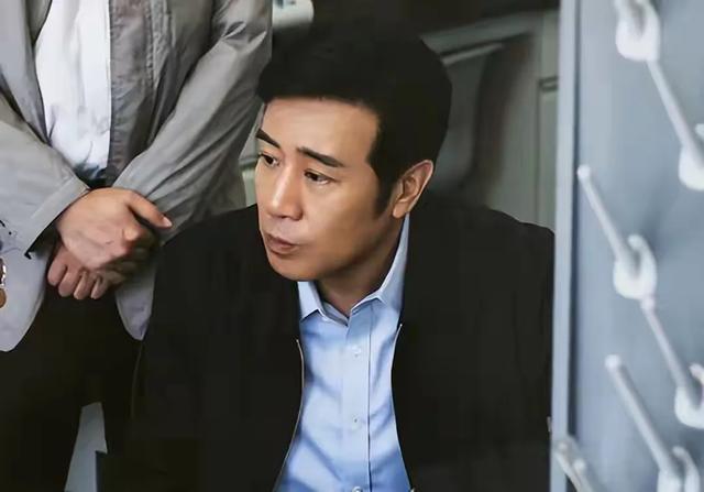  《金关》：首部海关旅检悬疑剧的技术解构与类型突破 影视小说