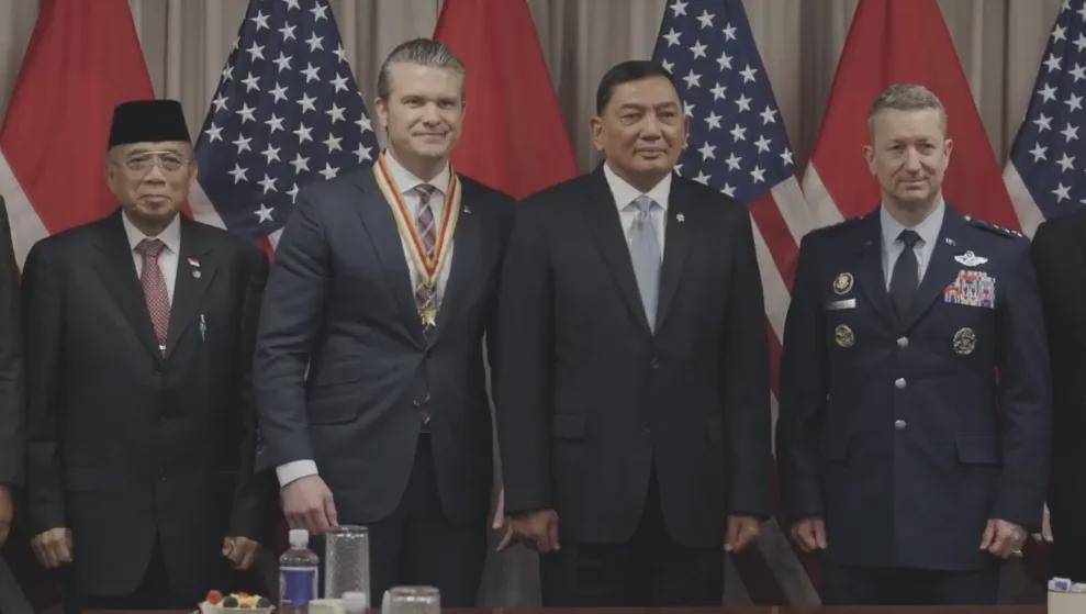  印尼在大国之间走钢丝：一封密信背后的焦虑与抉择 新闻